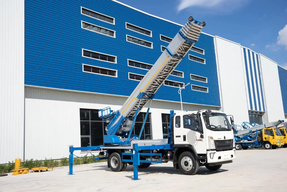 博罗小型云梯车上料车租赁多少钱